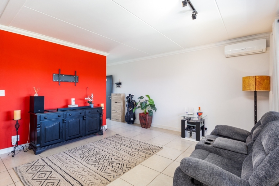 3 Bedroom Property for Sale in The Huntsman Western Cape
